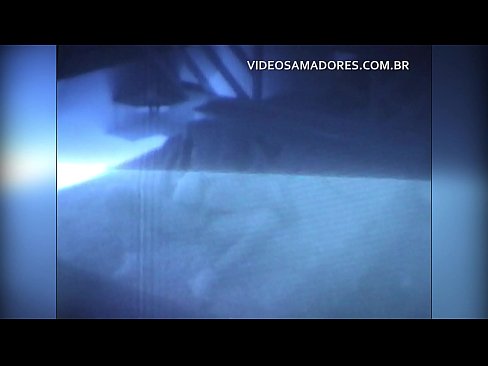 ❤️ U maritu filma a moglia chì scopa un vicinu è scopre chì hè un cornu ❤️❌ Porno à co.hentai-ita.ru ❌️